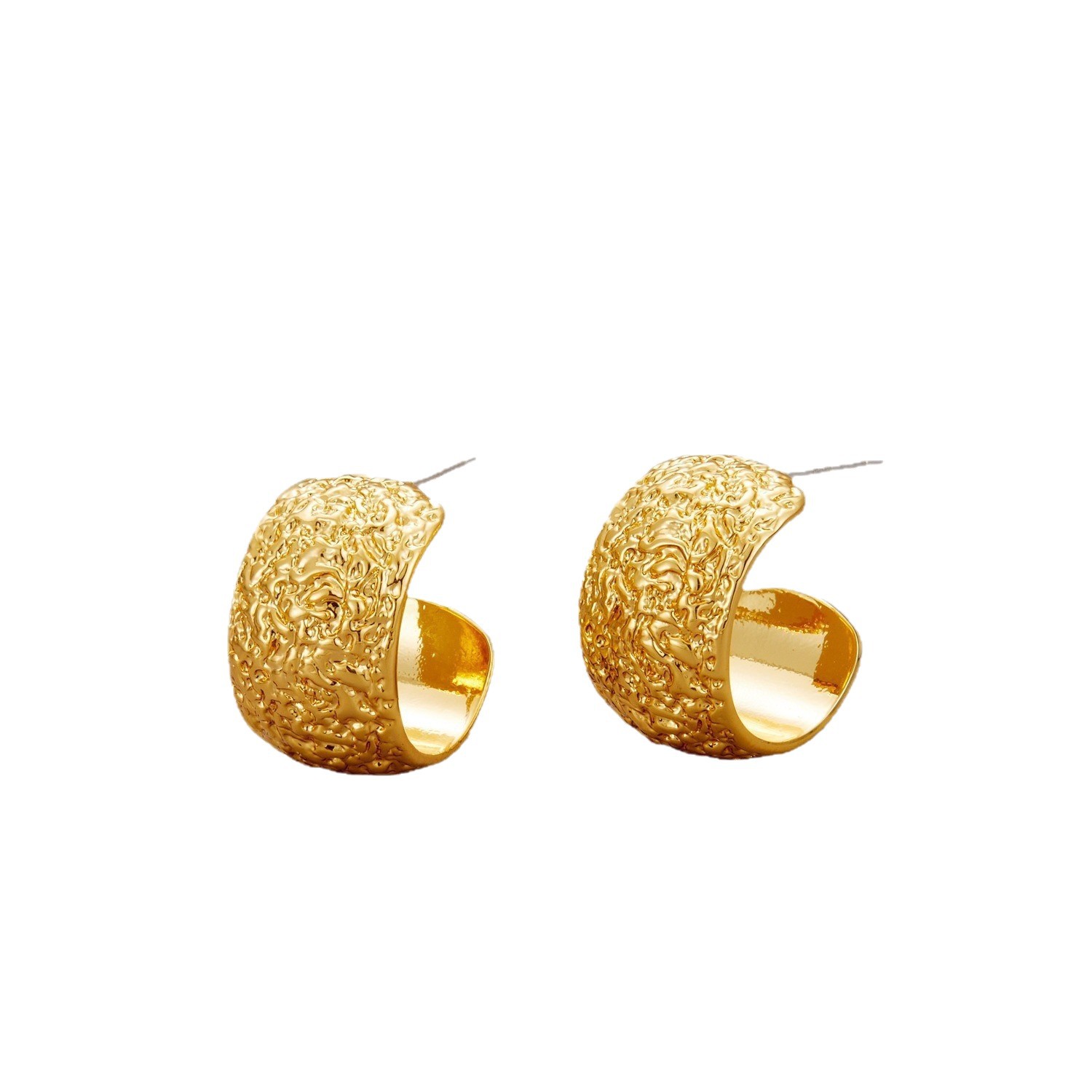 European and American niche design, high-end irregular texture C-ring ear studs, light luxury design, unique temperament, versatile earrings for women Item Picture