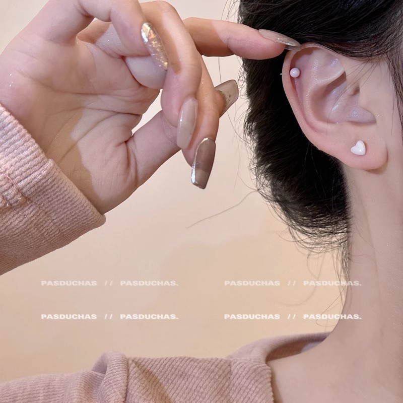 Love is bright and charming ~ Candy-colored small heart-shaped ear bone stud 2025 new style high-end, simple and niche design earrings details Picture