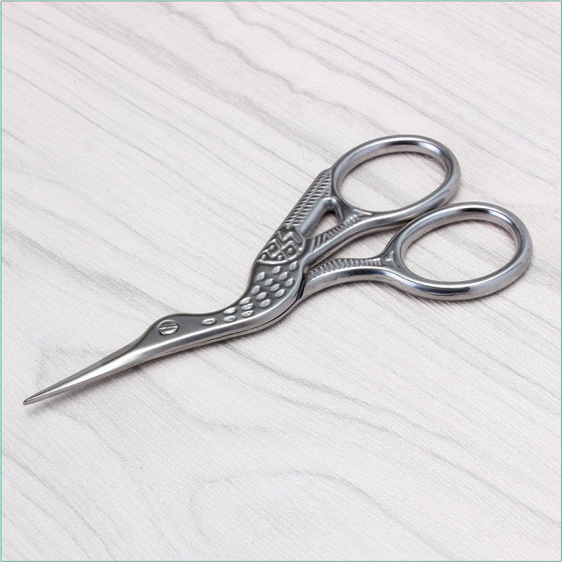Stainless steel gold-plated crane scissors, 9.3cm yarn scissors, needling cross-stitch scissors, thread end scissors, tailor scissors Specification drawing