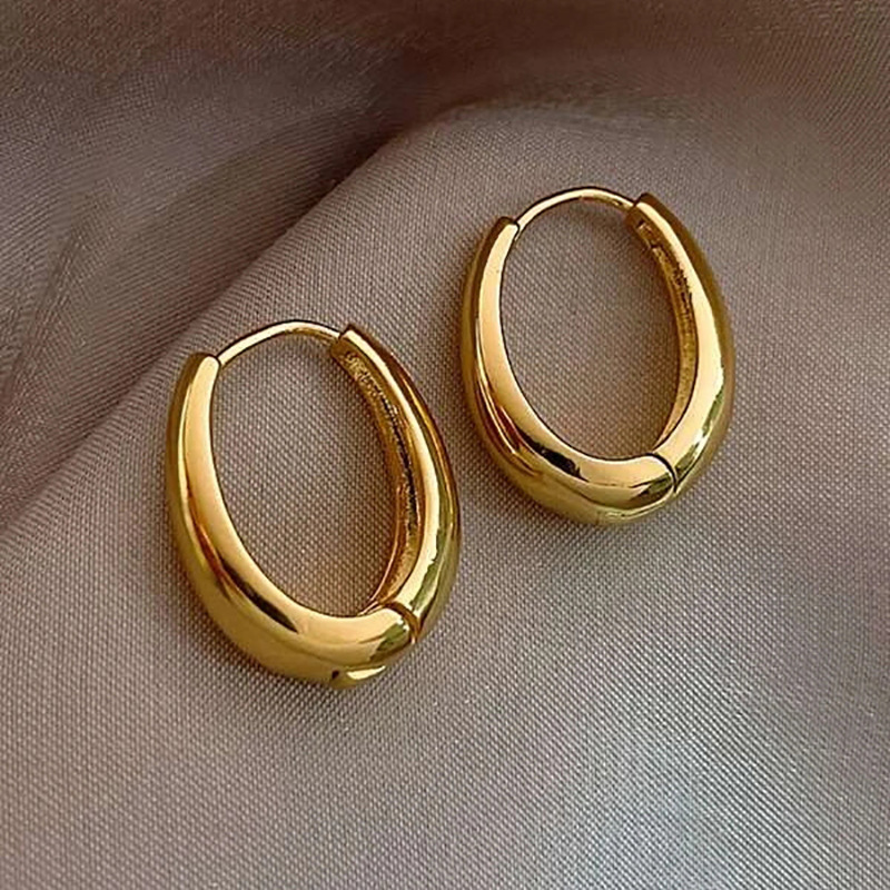 European and American cross-border best-selling retro geometric earrings, niche design sense, cold style, high-end stud earrings, simple and light luxury ear buckles full figure
