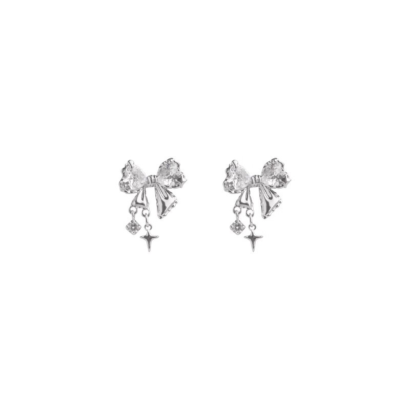 Japanese and Korean sweet and cool zircon butterfly tassel earrings for women, light luxury and high-end style earrings, niche design, unique and elegant earrings Item Picture