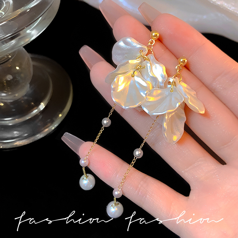 S925 Silver Needle French fairy-like Fresh and delicate petal tassel earrings, ins style pearl long earrings and pendants wholesale Specification drawing