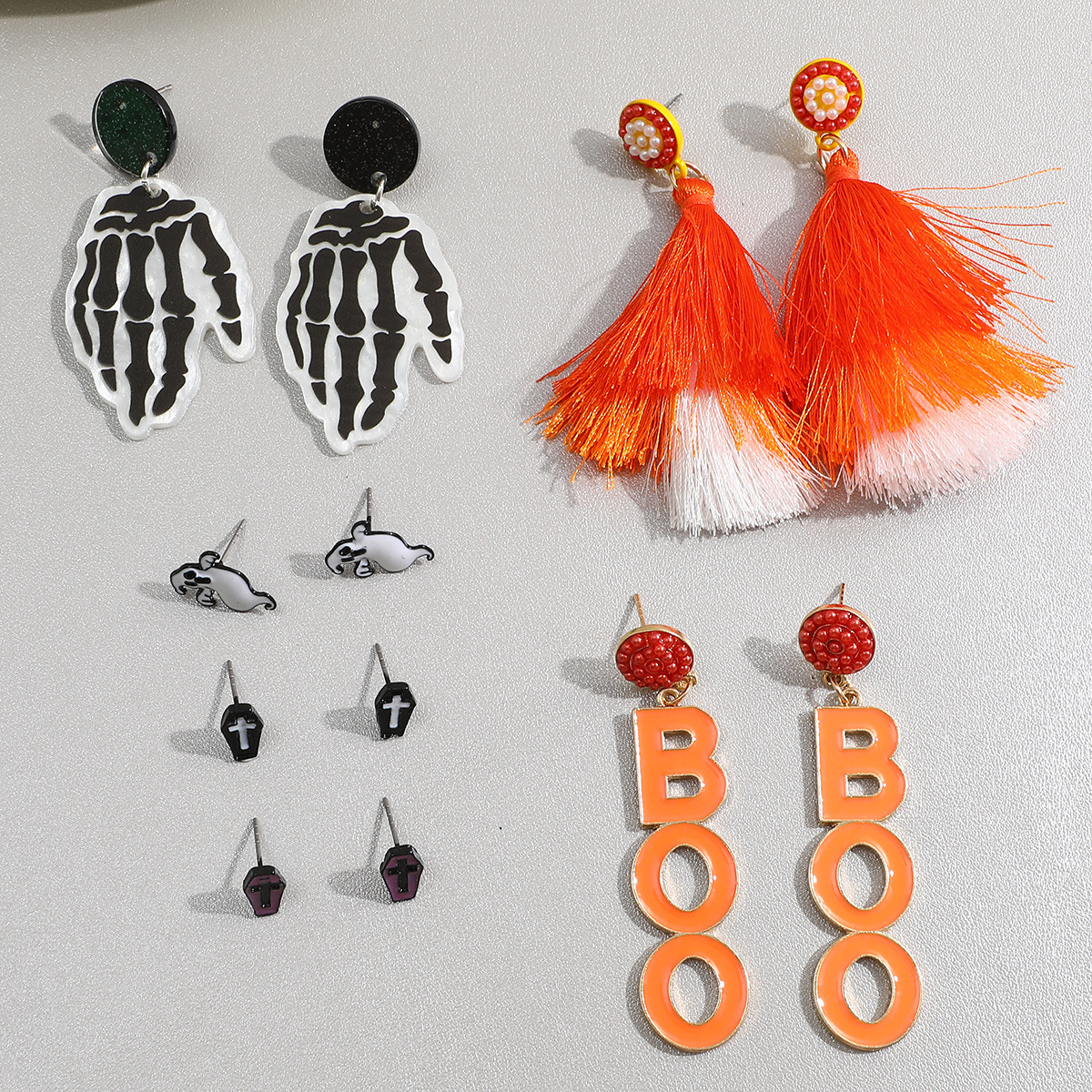 Halloween earrings, Ghost Skull Witch Pumpkin ear hooks, exaggerated creativity, funny personality, female bat spider stud earrings details Picture