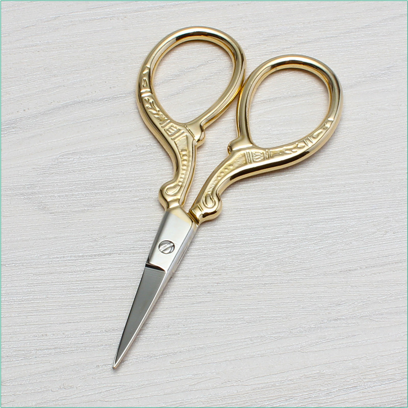 Retro gold-plated round-head nose hair scissors, round-head small scissors, beauty scissors, makeup small tools, pure head scissors Specification drawing