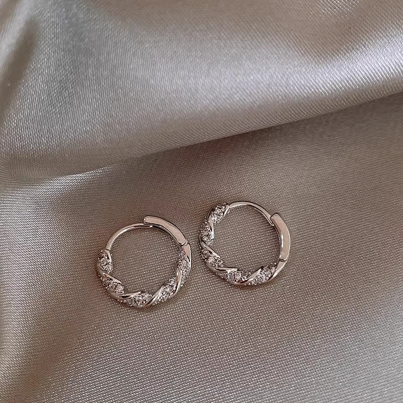 Zircon ring earrings for women 2025 New bestsellers, high-end, light luxury, niche quality ring earrings, ear rings, ear buckles details Picture