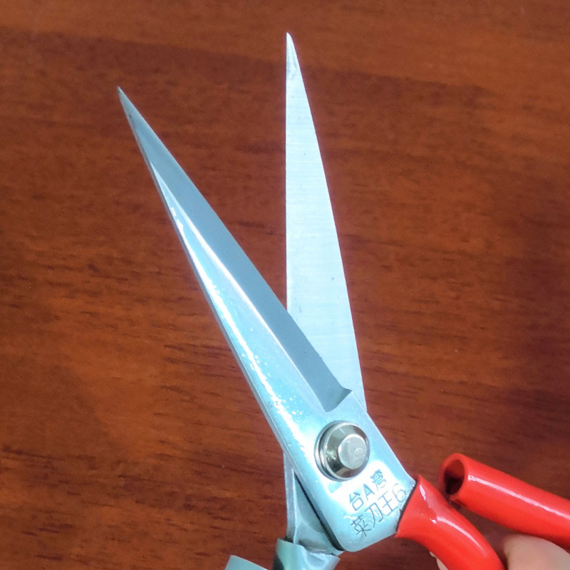 Anti-rust Taiwanese kitchen knife King scissors source manufacturer Household scissors, industrial scissors, stainless steel scissors, flower scissors Specification drawing