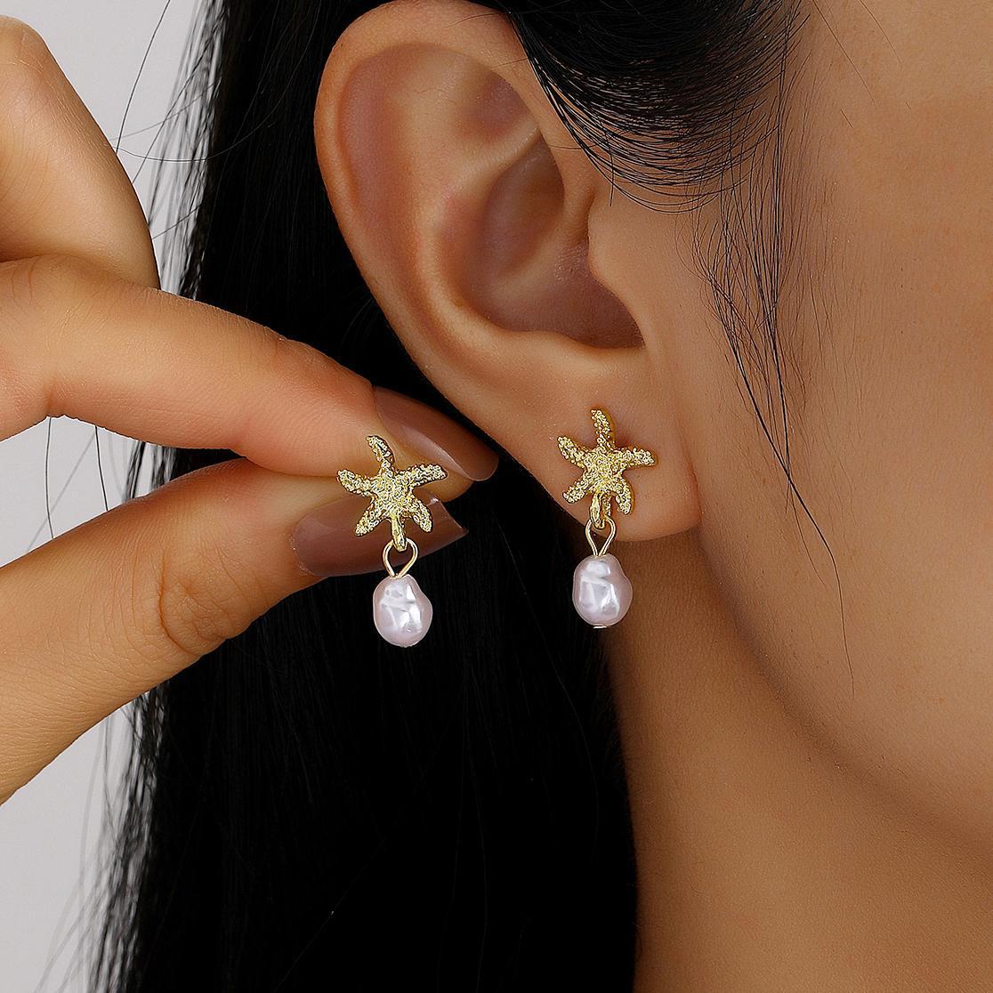 European and American cross-border best-selling imitation pearl pendant earrings, starfish and scallop stud earrings, fashionable beach gold jewelry earrings for women full figure