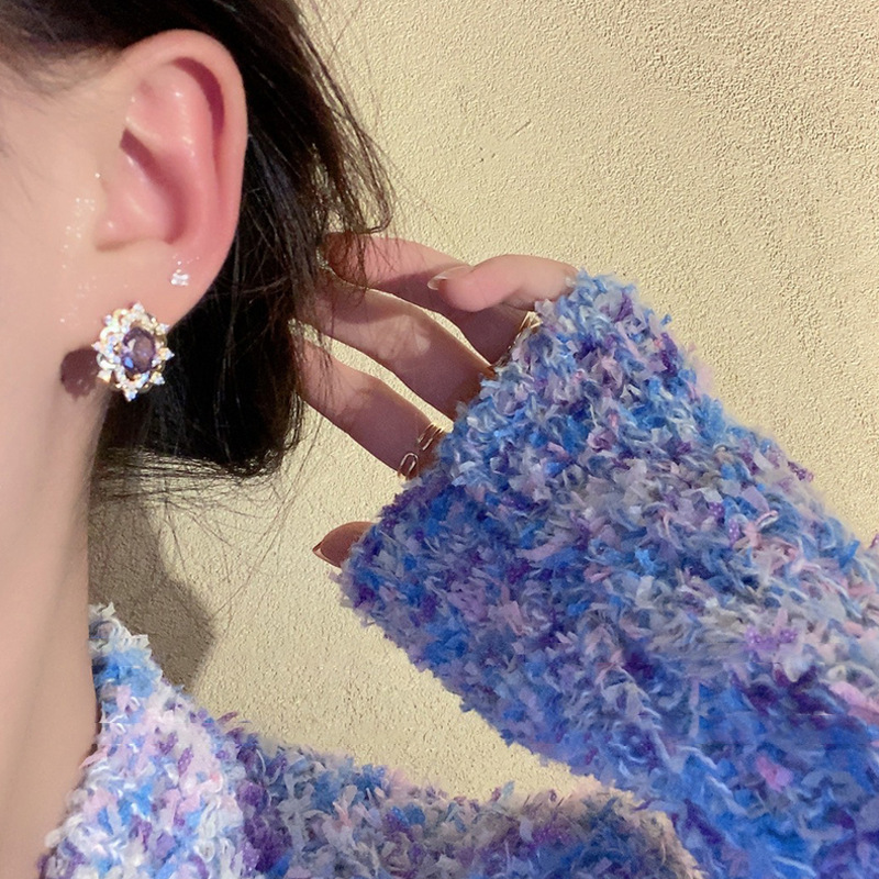 Mid-style amethyst lace stud earrings for women, light luxury, high-end, fashionable and elegant earrings, retro earrings, Yiwu accessories Specification drawing