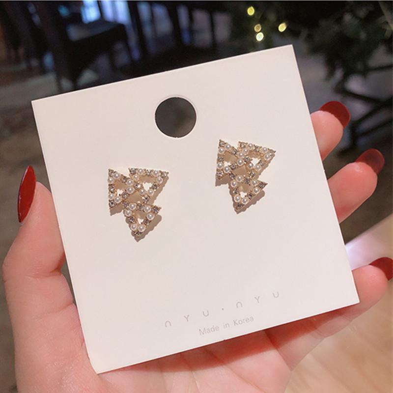 Factory direct sales s925 silver needle simple and elegant pearl stud earrings for women, small and personalized triangular stacked geometric earrings full figure