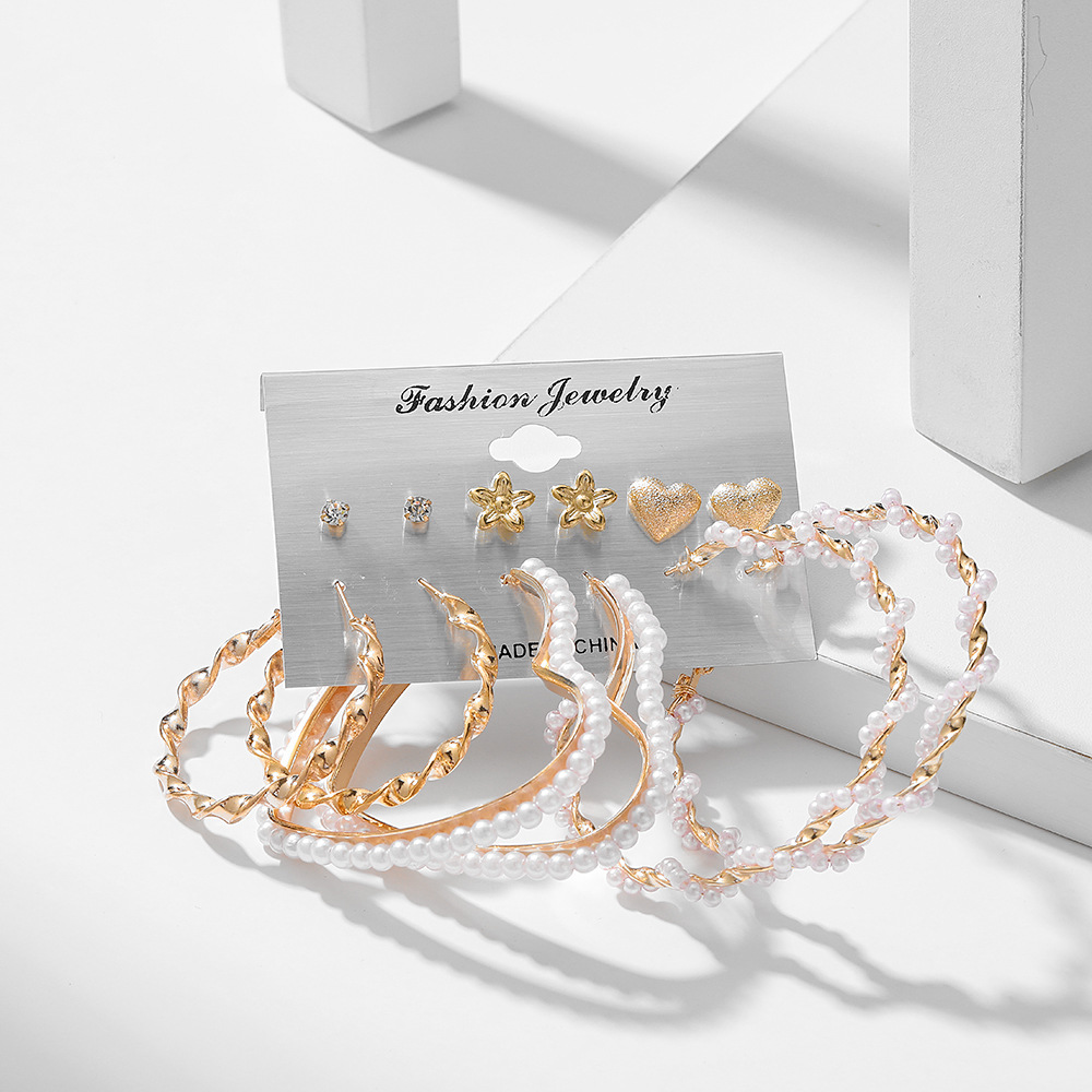 A new 6-piece set of cross-border heart-shaped earrings from Europe and America, a creative imitation pearl dot diamond circle earring set details Picture