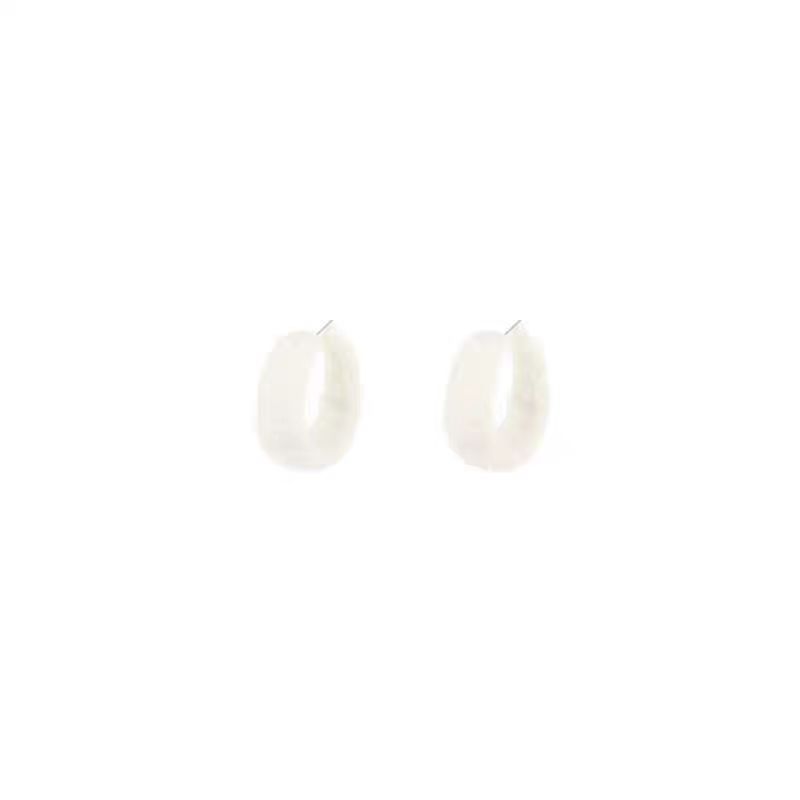 New plush ear loops, a 2025 bestseller with a niche design sense, exuding a high-end feminine charm and unique style. Earrings and stud earrings Item Picture