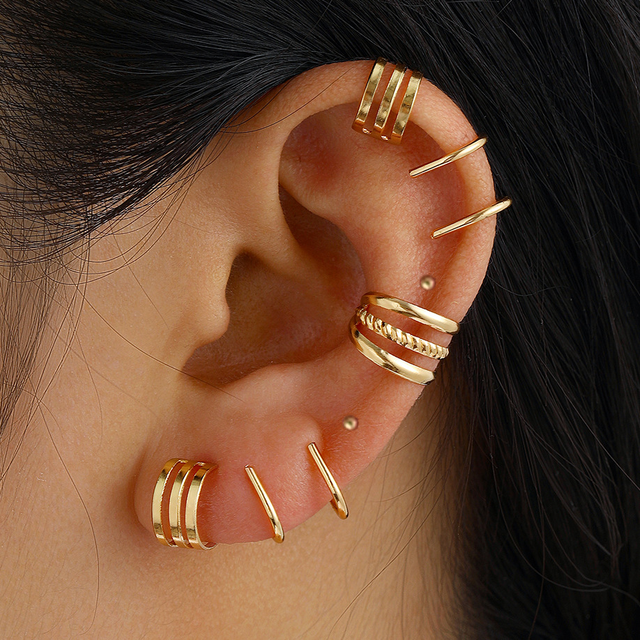 Cross-border retro European and American hollowed-out creative and simple multi-layer ear clip set, golden women's ear clip earrings 7-piece set full figure
