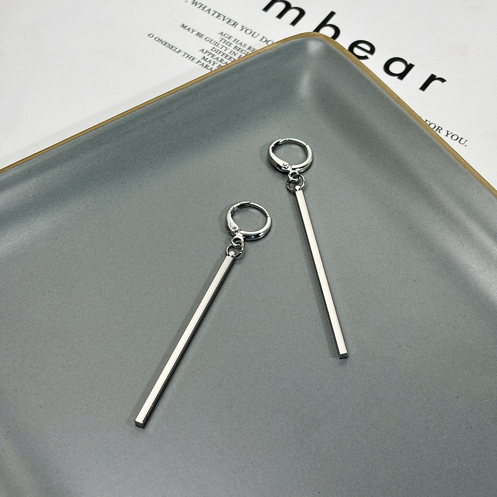 Korean-style simple and versatile geometric line ear buckles, long straight earrings for daily commuting, high-end earrings wholesale Specification drawing