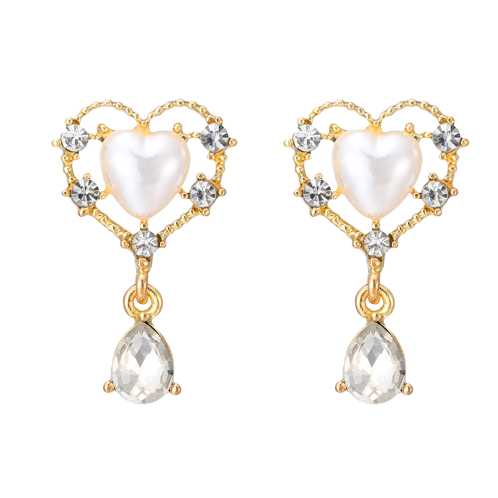 Cross-border French retro imitation pearl heart-shaped earrings, light luxury, niche style, high-end design water drop pendant earrings Item Picture