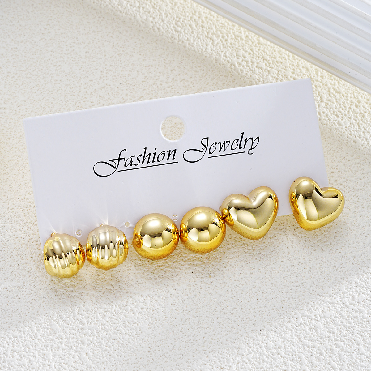 Cross-border European and American high-end creative CCB semi-circular heart-shaped ear stud 3-piece set, fashionable, elegant and versatile new earrings Specification drawing