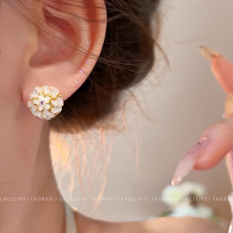 925 Silver Needle Hydrangea Flower Stud Earrings for Women 2025 New Style Bestsellers, high-end and elegant earrings, clear and transparent earrings for summer Application Scenario