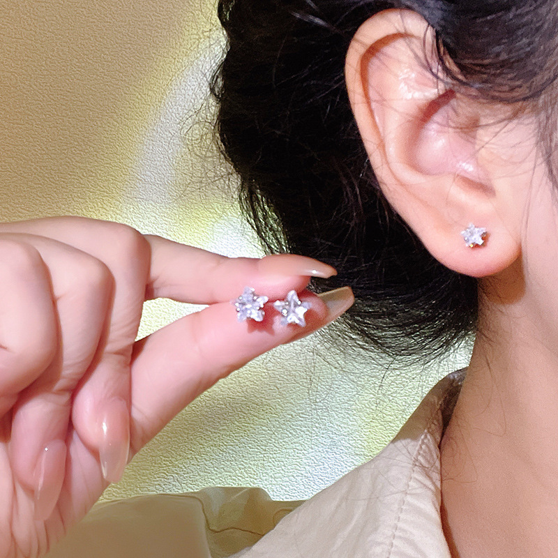 S925 Silver Needle Star Zircon Stud Earrings for Women, small and exquisite, no need to remove earrings for sleeping, high-end feel, ear piercing and ear sticks Specification drawing