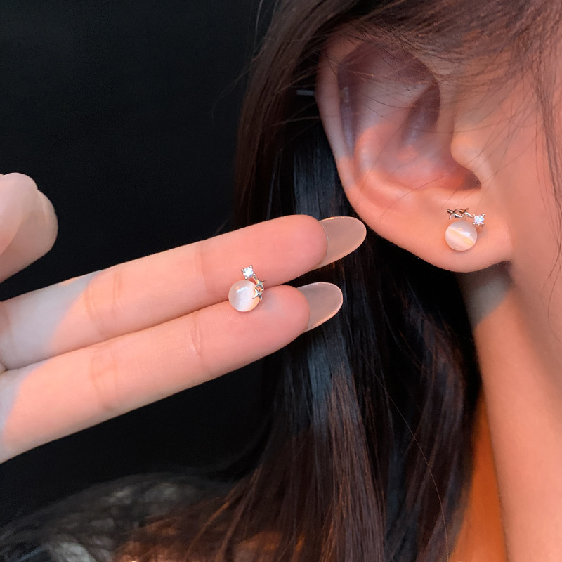 S925 Silver Needle earrings wholesale cat's eye stone small star stud earrings for women, small texture, simple and versatile Japanese and Korean style earrings Application Scenario