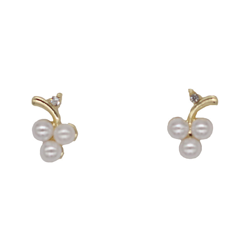 925 sterling silver ear studs, elegant small earlobes, light luxury heavy industry, pearl leaves, high-end feel, one-piece consignment Item Picture