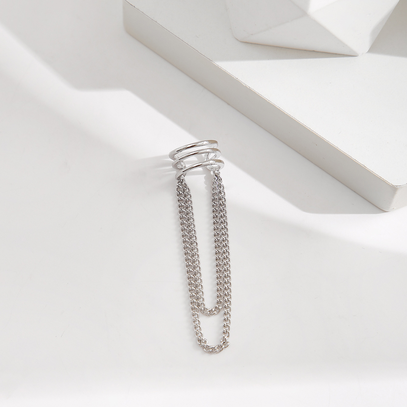 Fashionable, creative, simple and high-end ins cold style silver niche three-layer tassel ear clips Application Scenario