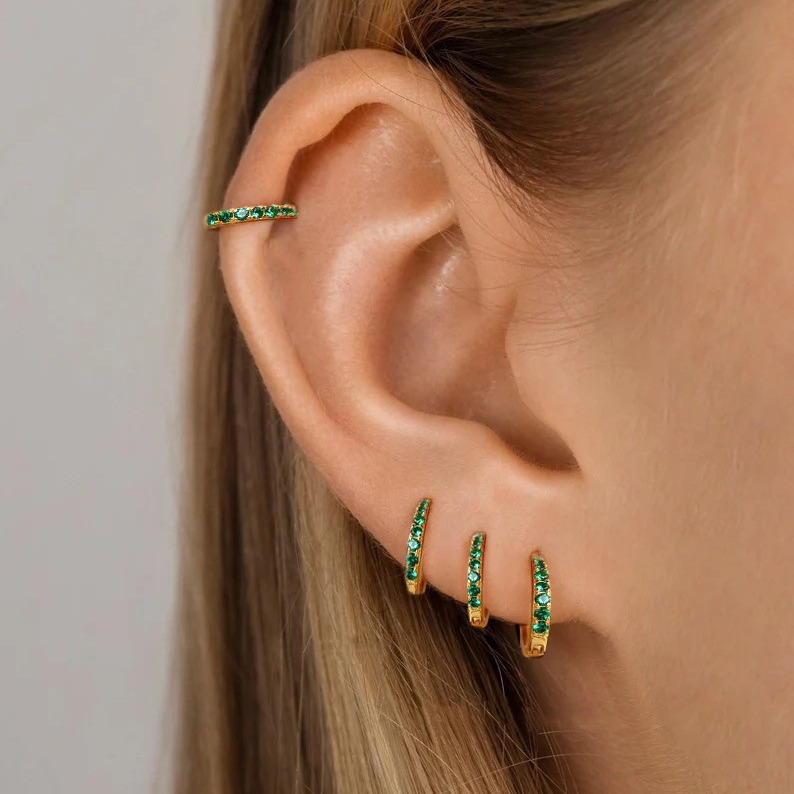 New cross-border black and green diamond earrings, simple and niche single-row diamond ear rings, high-end zircon copper earrings details Picture