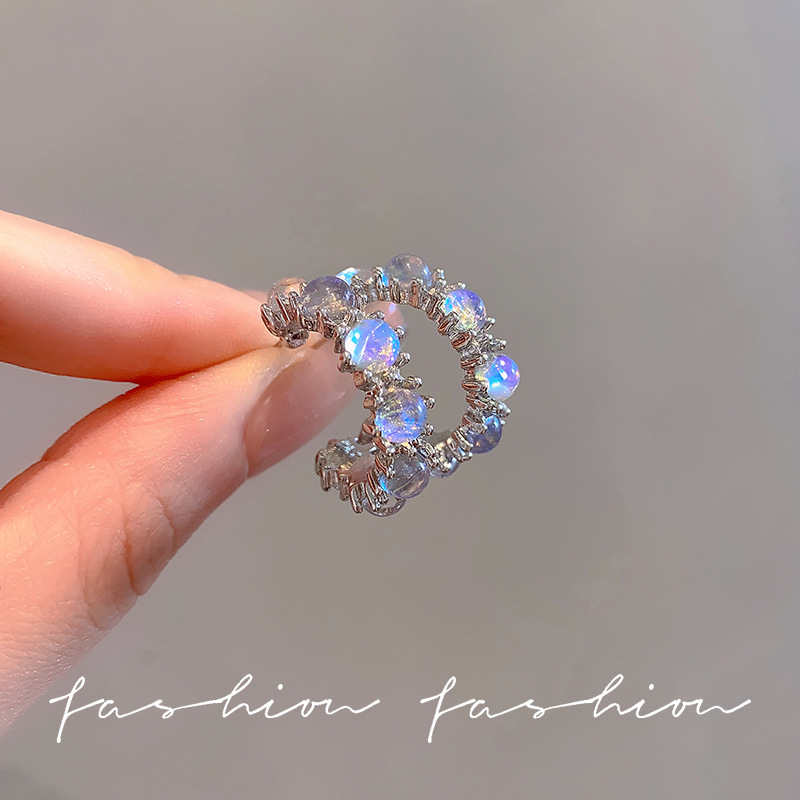 Silver needle light luxury high-end earrings, moonstone liquid zircon C-shaped circle stud earrings, high-end exquisite and personalized earrings full figure