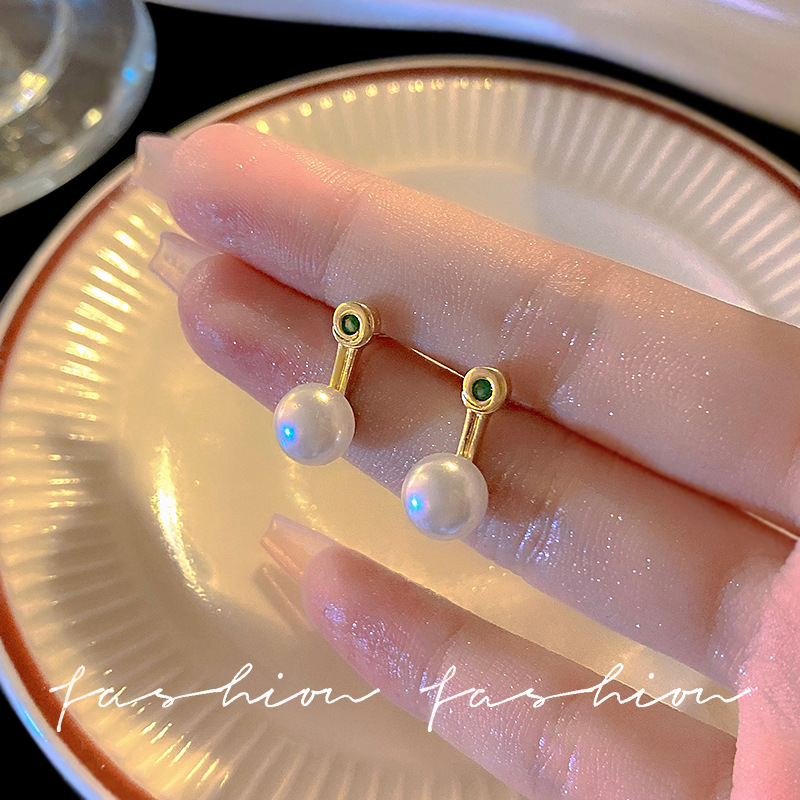 s925 Silver needle Korean new style simple and versatile pearl earrings, women's ins trendy, individual and elegant stud earrings wholesale Specification drawing
