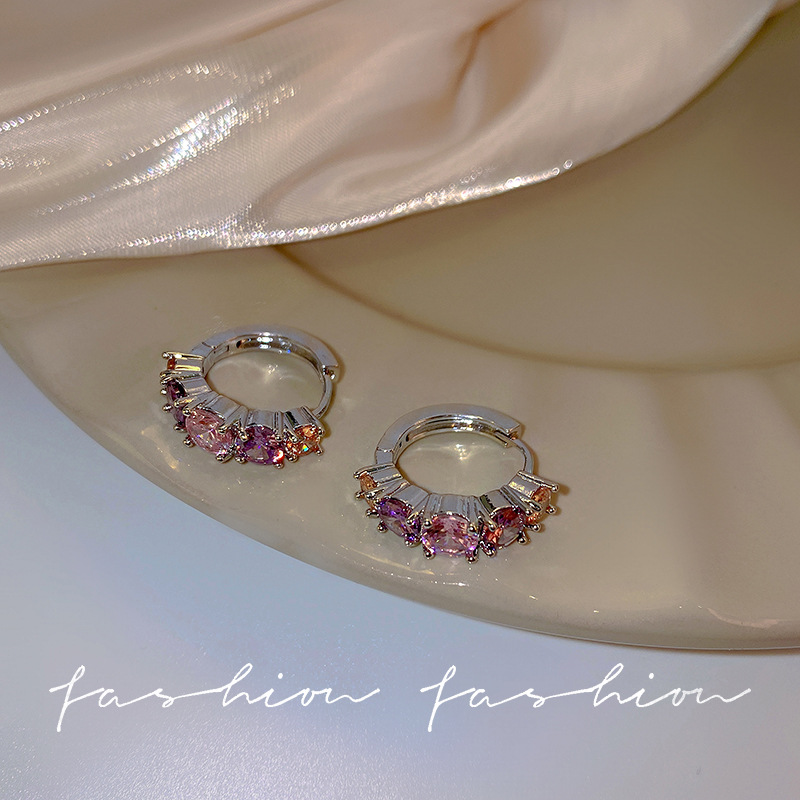 Ins-style colored zircon earrings for women, small, exquisite and high-end, elegant ear buckles, new personalized earrings in 2023 Specification drawing
