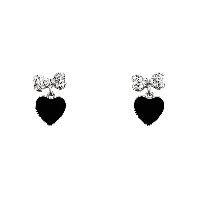 S925 Silver needle Korean retro Hong Kong-style sparkling diamond bow earrings Black heart Sweet and cool ins style stud earrings Item Picture