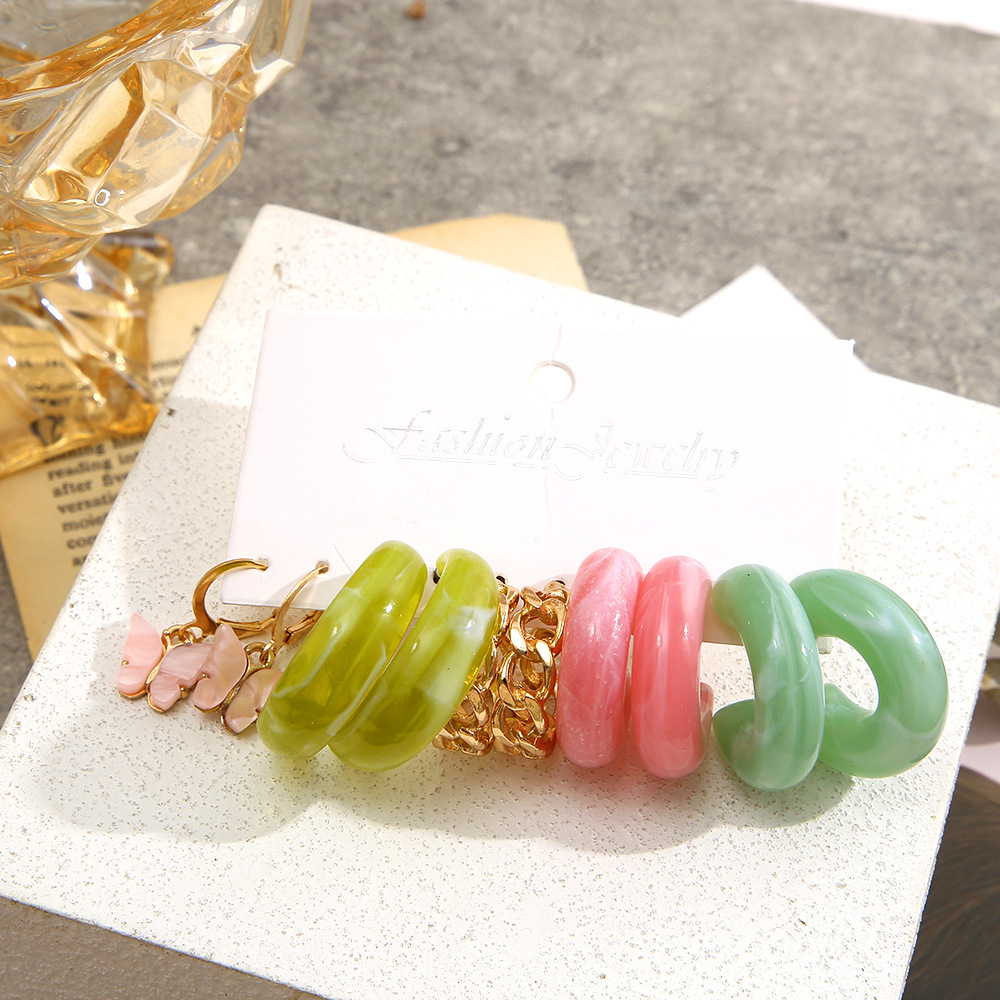New cross-border acrylic butterfly earrings from Europe and America, creative circle C-shaped resin earrings set of 5 pieces chain earrings Specification drawing