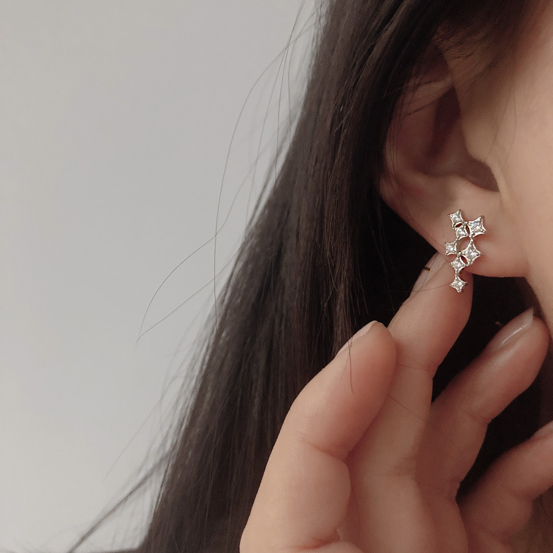 Star Earrings, a simple, versatile and personalized Korean-style accessory for students who don't need to take them off while sleeping Specification drawing