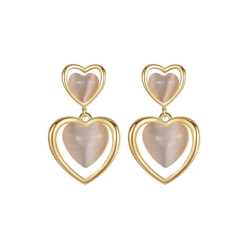 S925 Silver Needle heart-shaped cat's Eye Stone earrings, a simple and elegant earring accessory for a popular young girl from Dongdaemun, South Korea Item Picture