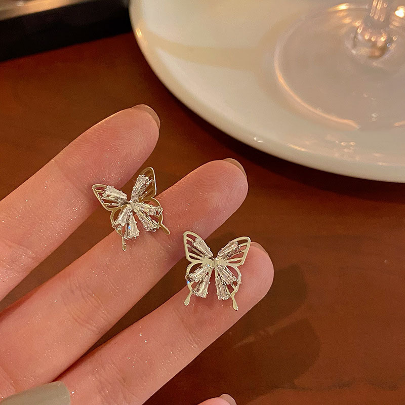 S925 Silver Needle Korean hollowed-out bow Super Flash Zircon, niche style, versatile, high-end design earstud earrings Specification drawing