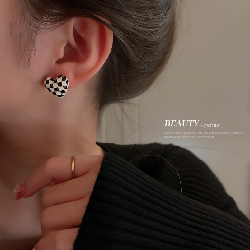 925 Silver Needle Oil Drop Checkerboard heart-shaped Stud Earrings, Korean small fairy tale sweet earrings, forest-style ins style earrings for women details Picture