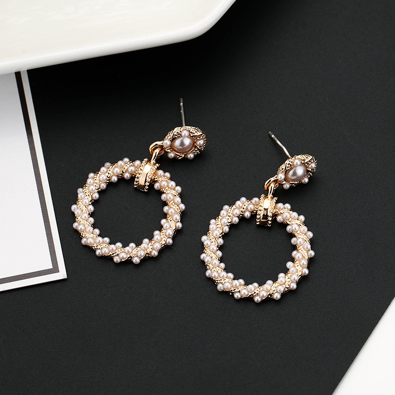 925 Silver Needle Korean version creative New style pearl Stud earrings Simple and versatile geometric round fashionable earrings Specification drawing