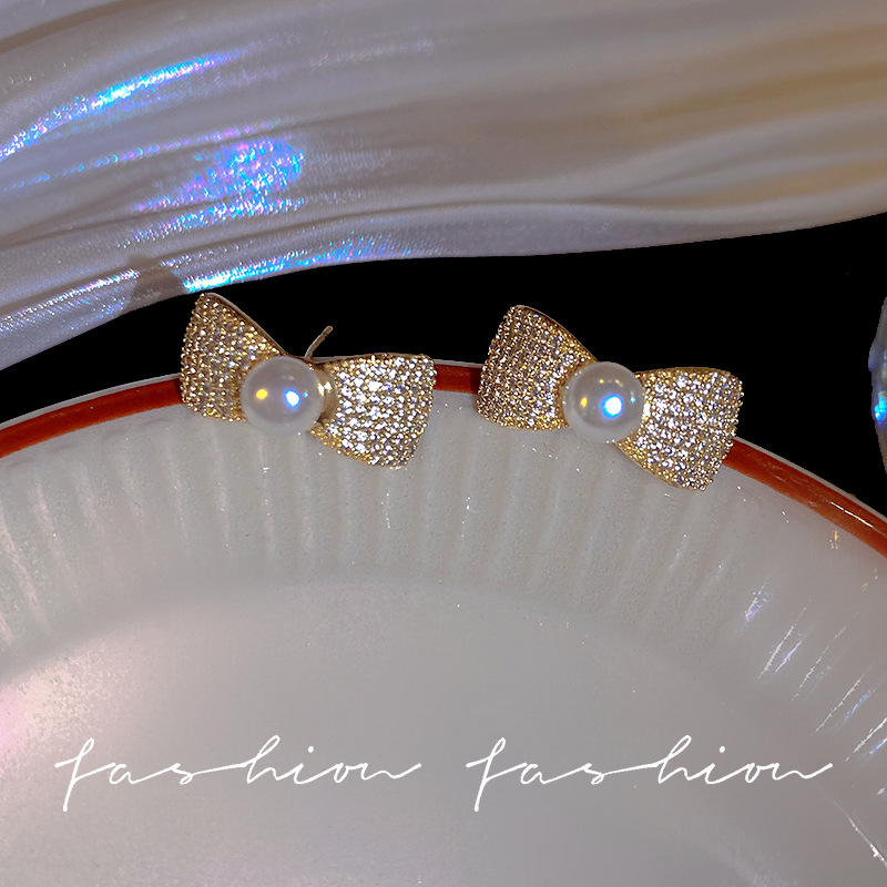 Xiaoxiangfeng Bow Pearl Earrings S925, silver needle, exquisite zircon, elegant stud earrings, wholesale of trendy and personalized earrings Specification drawing
