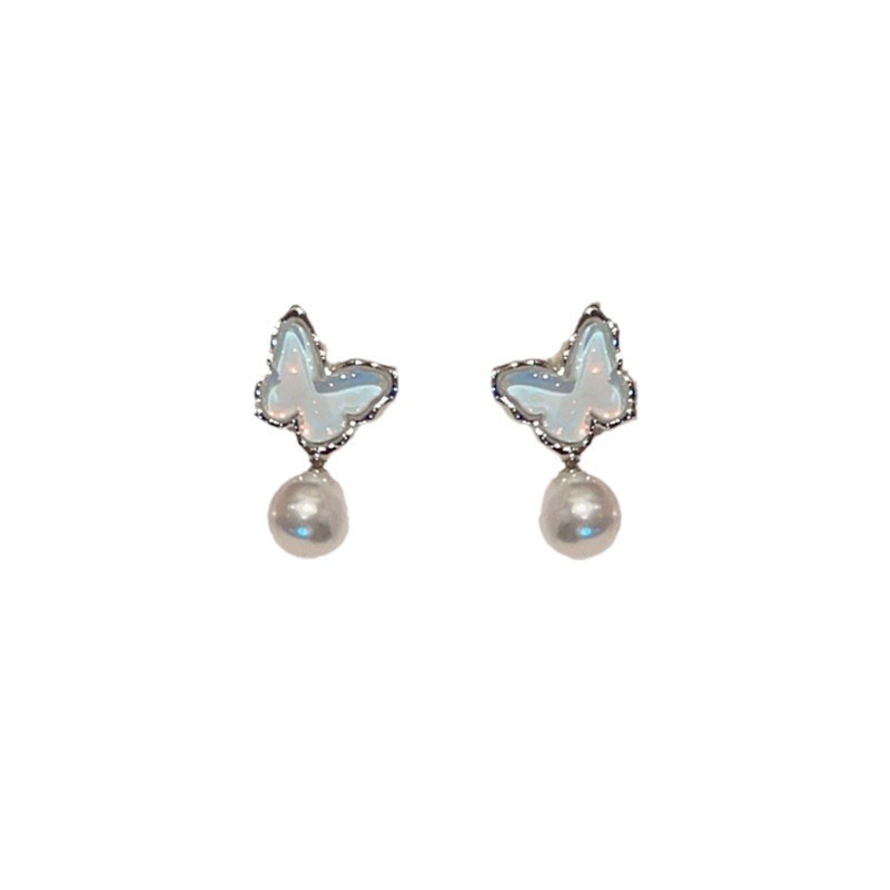 Gradient blue butterfly pearl stud earrings for women, light luxury, versatile earrings, high-end, elegant, cute and sweet earrings and earrings Item Picture