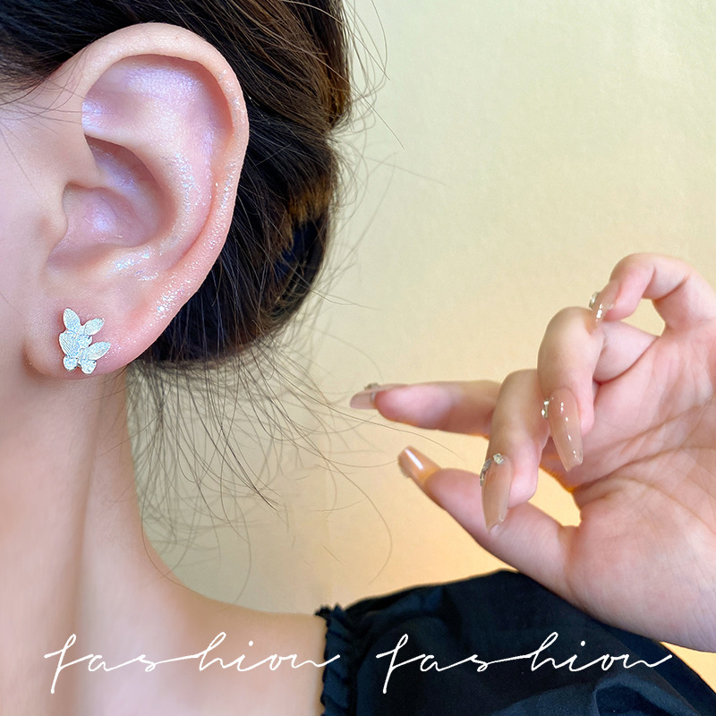 S925 Silver Needle Small butterfly Stud earrings for women, forest-style, ethereal and sweet earrings, trendy and simple design, stylish earrings Application Scenario