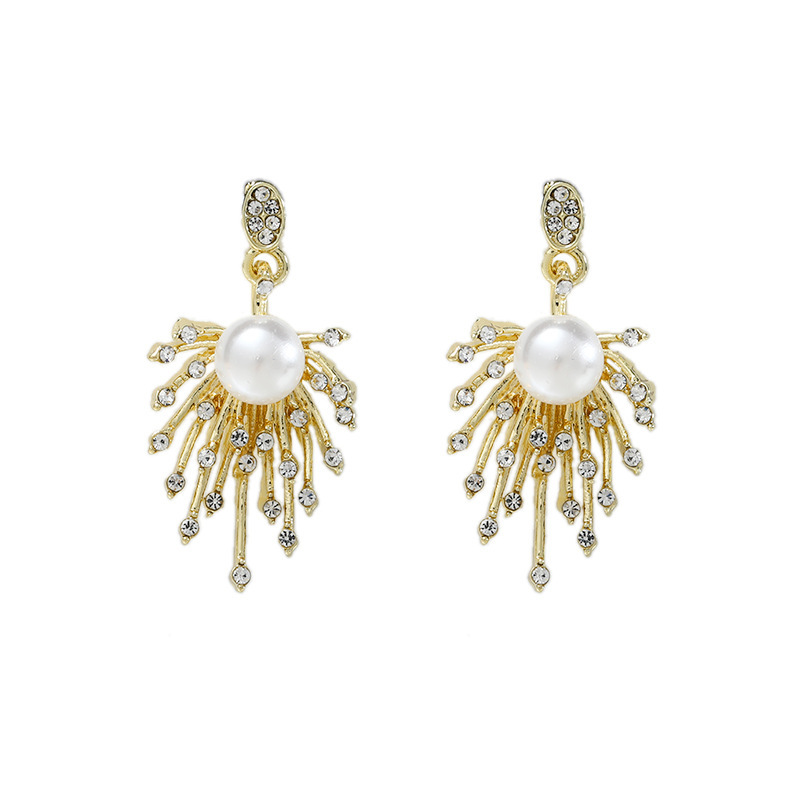 S925 Silver Needle, a new Korean water drop firework, with a unique, fashionable and elegant style. Pearl stud earrings, retro, exaggerated and cold style Item Picture
