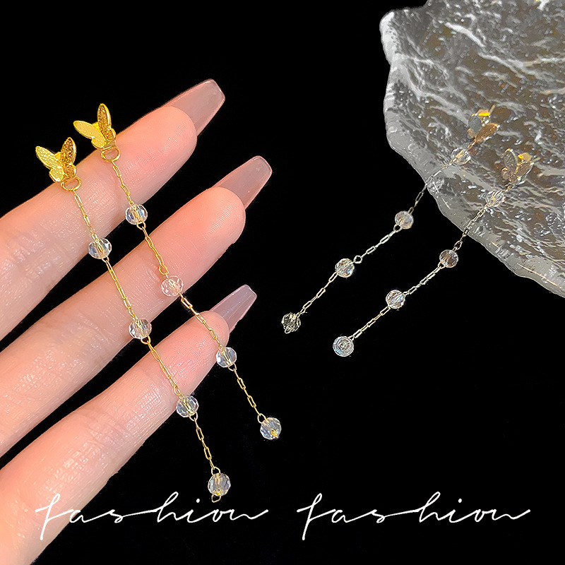 The long fringed butterfly earrings with a cool and refreshing feel, featuring a niche design that slimmers the ear studs, exude an exquisite and light luxury vibe, and are fashionable earrings Specification drawing