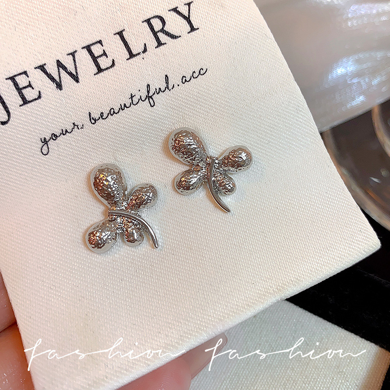 925 Silver Needle cold style butterfly Stud earrings are small, simple, fashionable, elegant and individual earrings with a light luxury and high-end feel Application Scenario