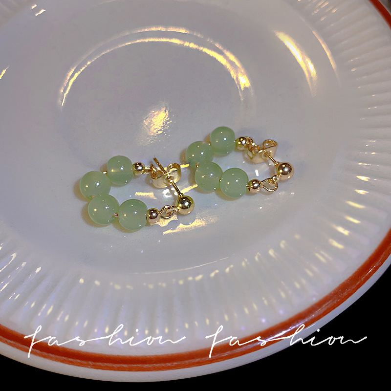 New Chinese-style retro crystal green beaded earrings, high-end feel, versatile Chinese style, elegant earrings, fashionable and individual stud earrings full figure