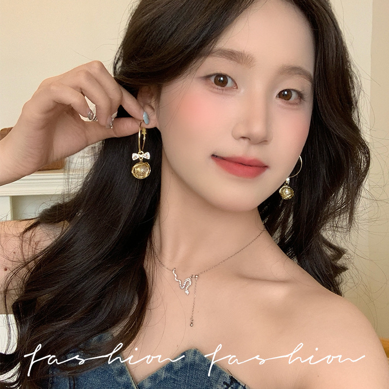 High-end design sense zircon bow diamond ball ear hook light luxury earrings, Korean Internet celebrity style ear buckles and earrings for women Specification drawing