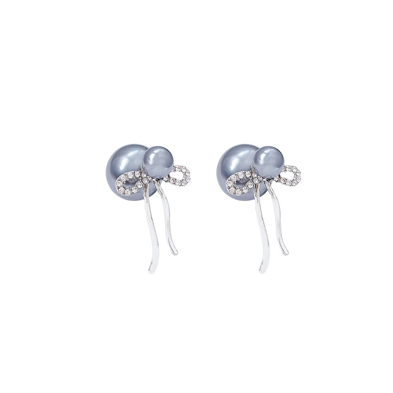 A pair of high-end, stylish, versatile and everyday earrings with a bow and pearl stud for women Item Picture