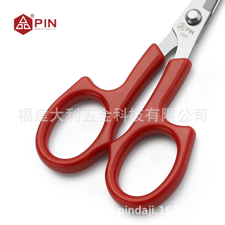Wholesale of PIN cross-stitch scissors, stainless steel embroidery scissors, upturned thread cutting and sewing small scissors Application Scenario