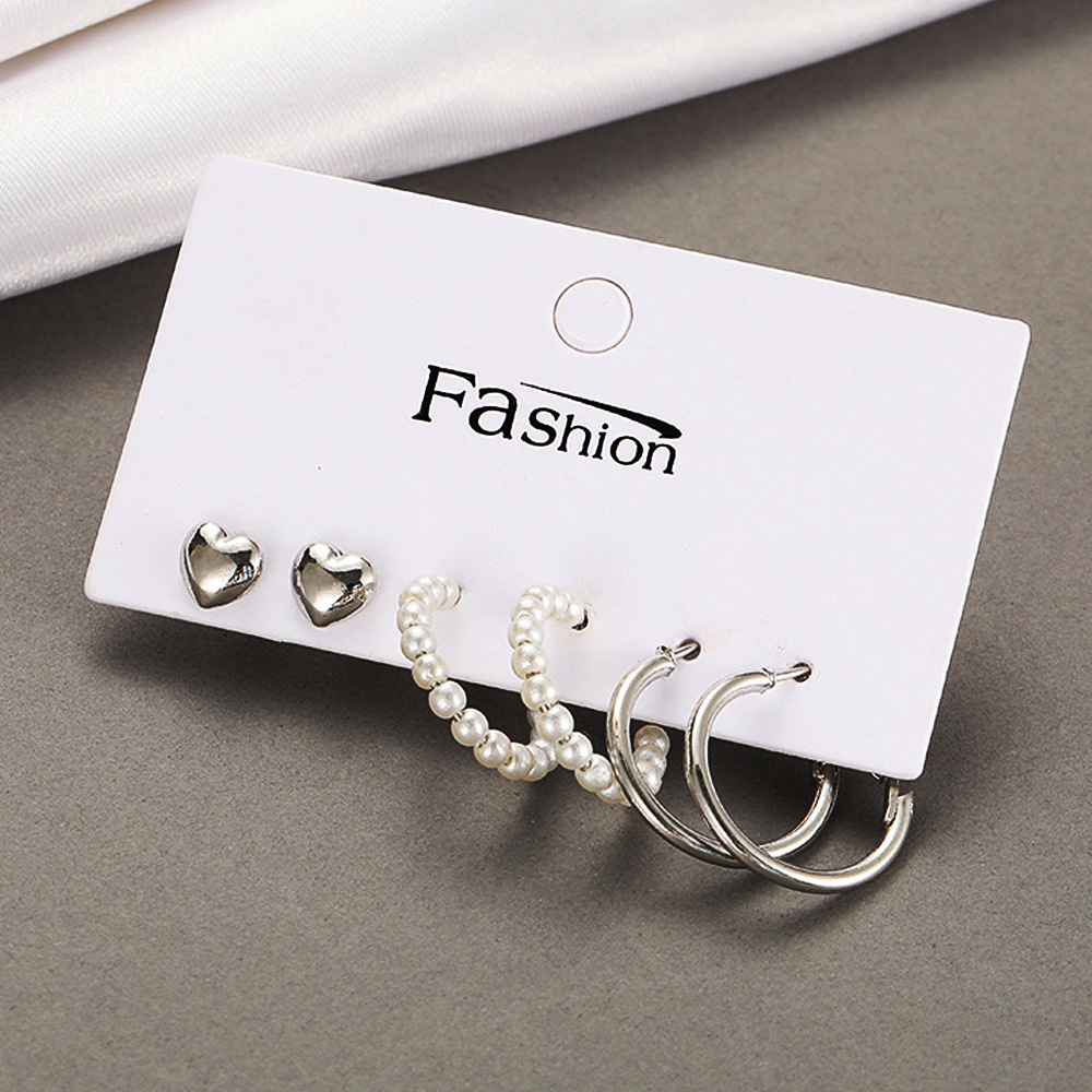 European and American cross-border simple alloy silver 3-pair earrings, heart-shaped stud earrings, creative geometric ear rings, and pearl imitation earrings details Picture