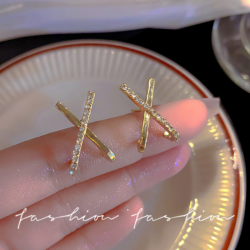 925 Silver needle Light Luxury diamond-encrusted cross stud earrings for women, Japanese and Korean style, fresh and simple forest-style earrings details Picture