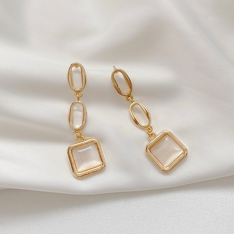 European and American fashion long chain geometric cat's eye stone pendant earrings, women's creative design sense stud earrings Specification drawing