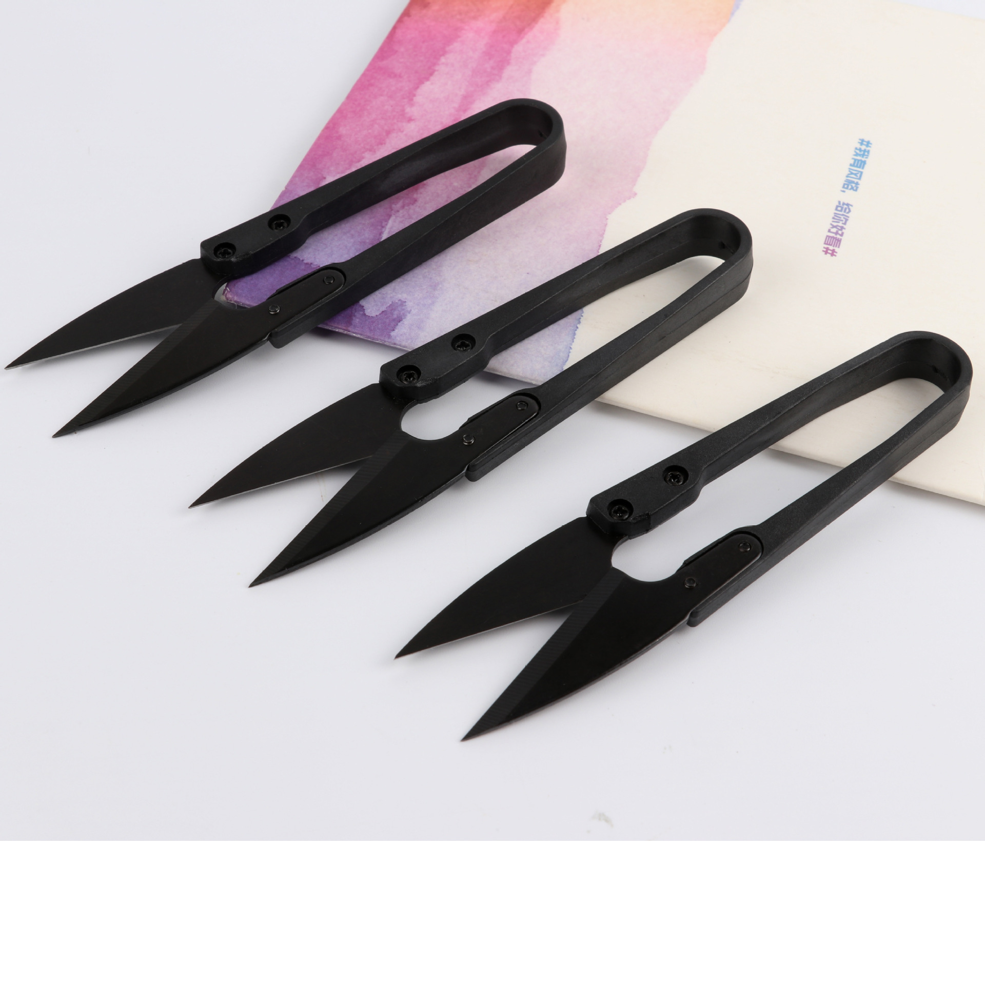 Wholesale Kuaikeli yarn scissors, high-quality cross-stitch scissors, U-shaped small scissors, household thread end scissors, high-carbon yarn scissors details Picture
