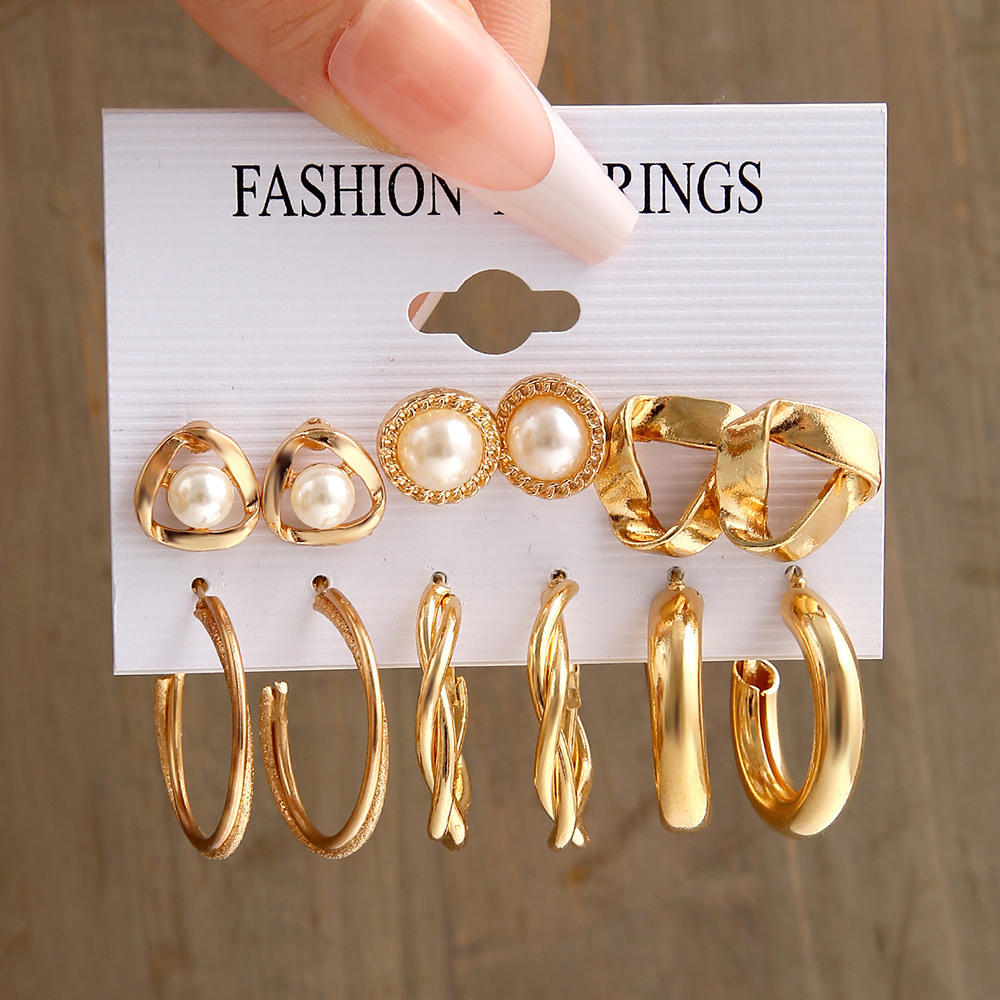 A new set of 6-piece earrings with a light luxury and high-end feel, featuring European and American golden geometric point diamond earrings full figure